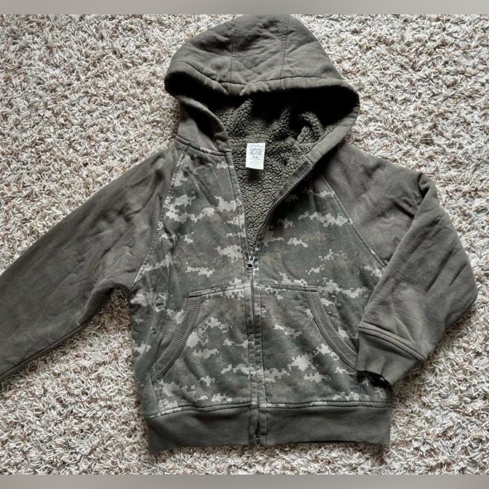 Faded Glory Olive Camo Sherpa-Lined Zip Hoodie